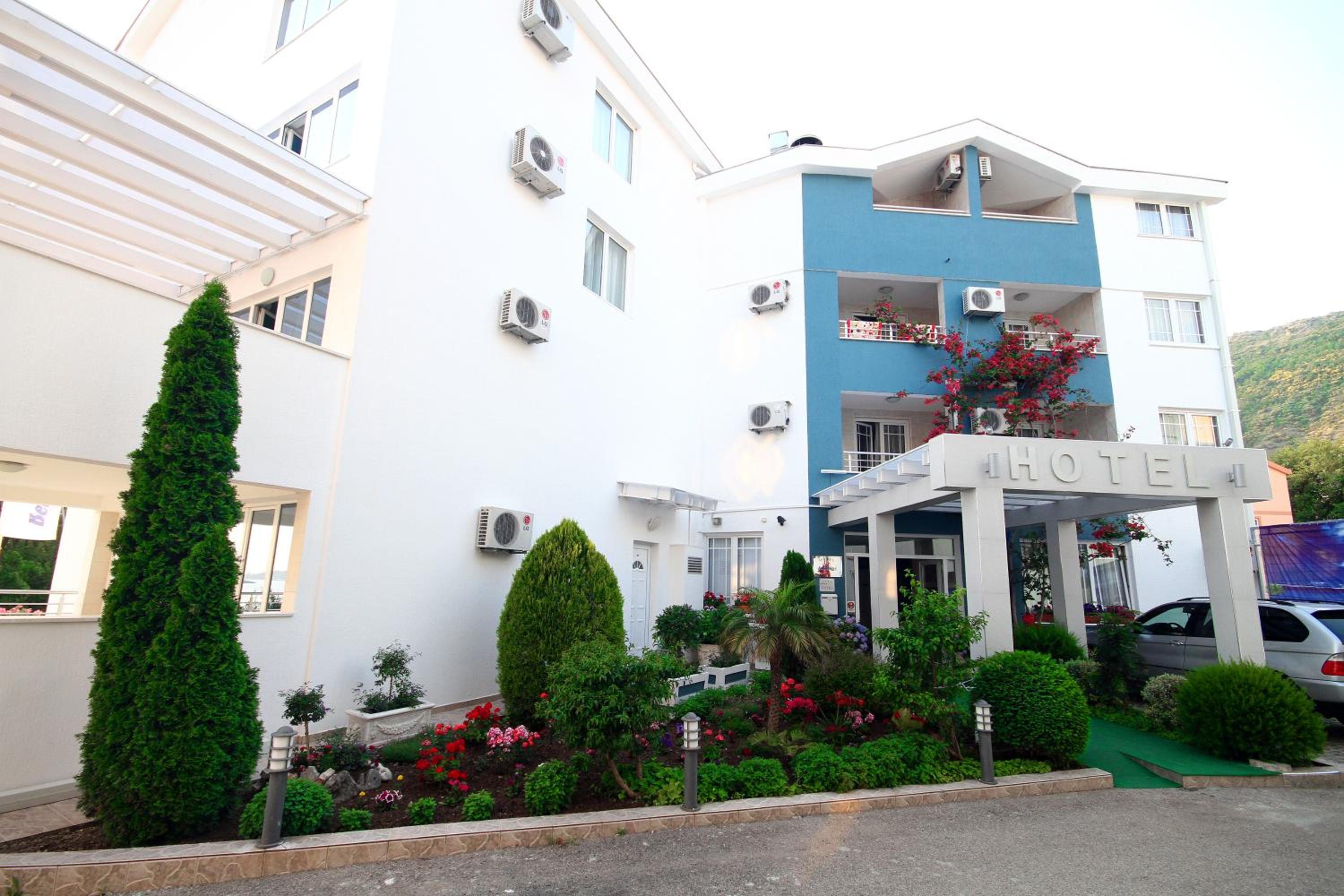 Hotel Bella Vista 7/79