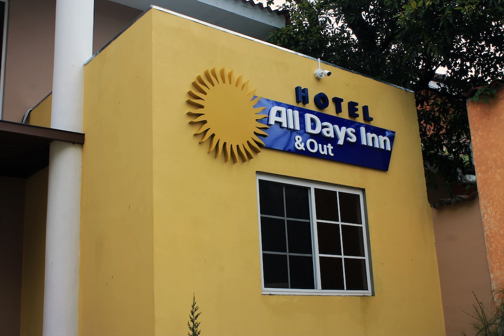 All Days Inn And Out 4/54