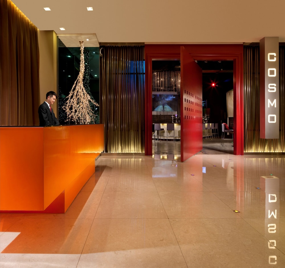 Cosmo Hotel Hong Kong by Dorsett 7/47