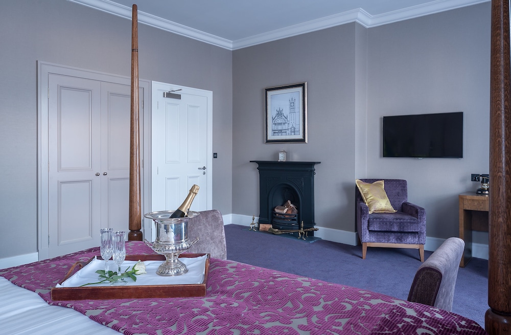 Bishop S Gate Hotel 30/43