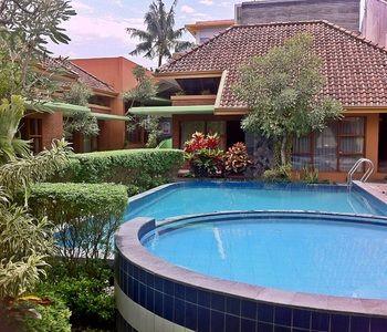 Rumput Resort & Resto 31/34