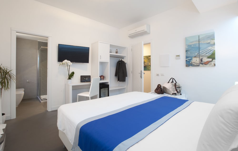 Tasso Suites 17/71