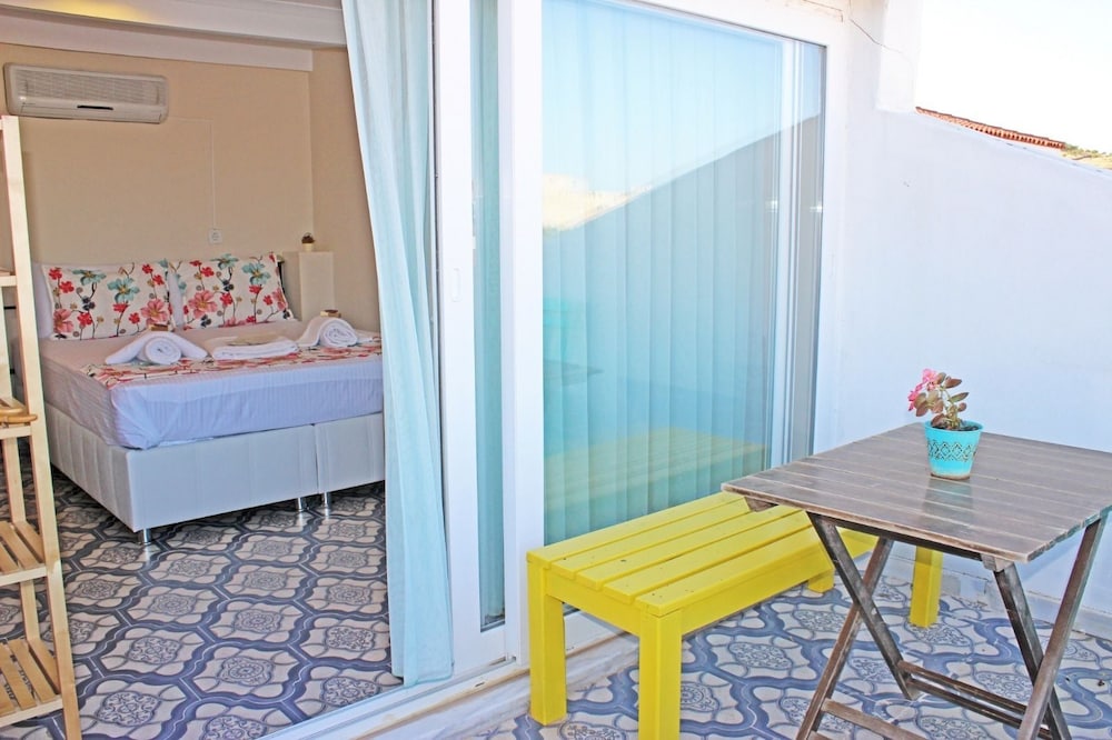 Stafilia Hotel - Adults Only 21/31
