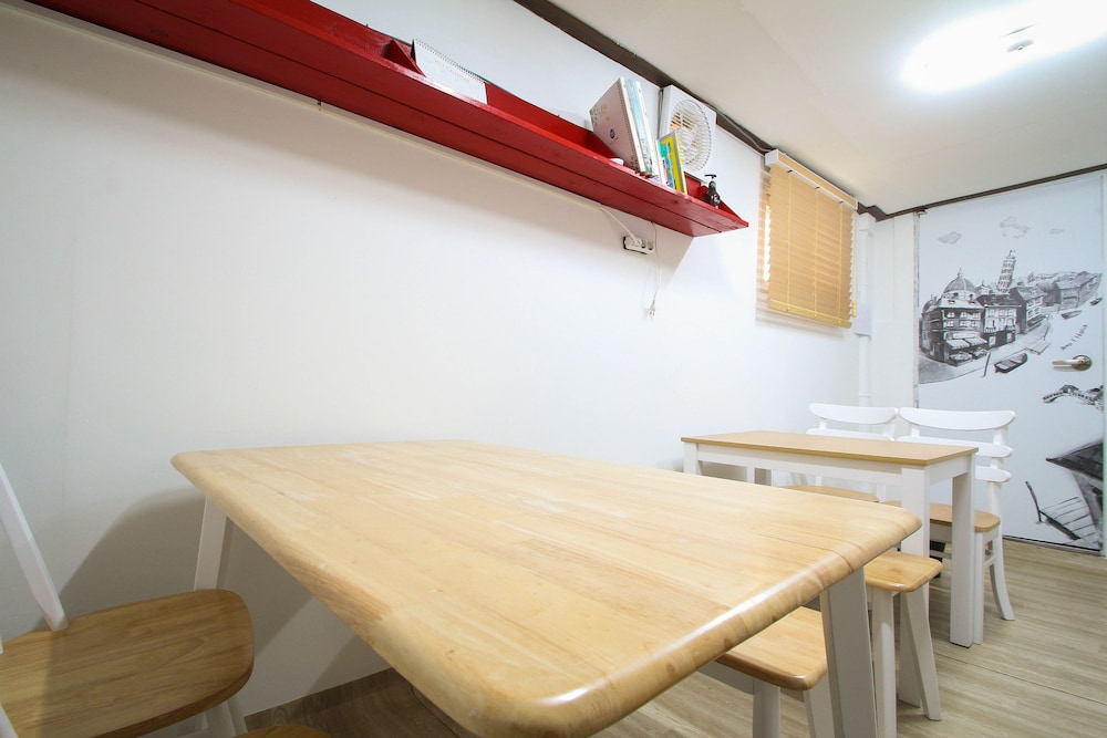 Must Stay (ex. Seoul Backpackers) 41/47