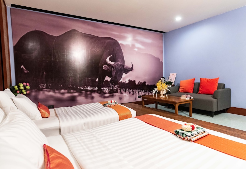 Dang Derm Hotel 25/68