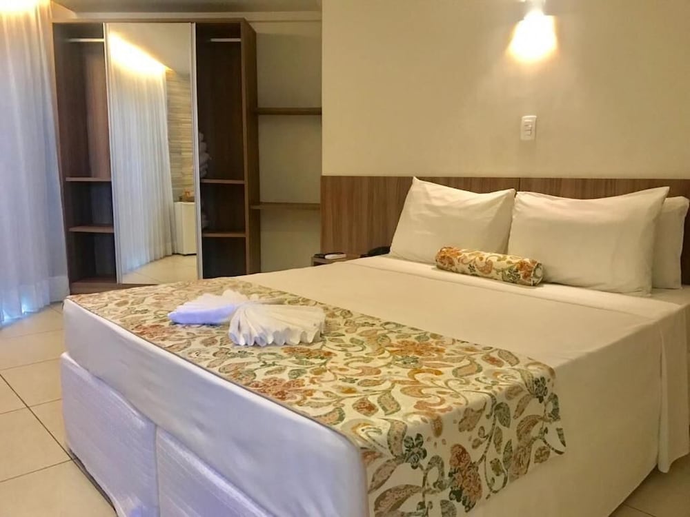 STANDARD, DOUBLE OR TWIN BED