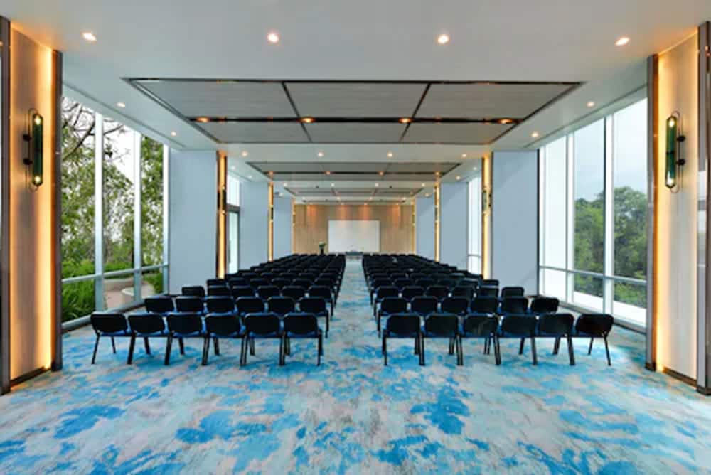 Centre Point Prime Hotel Pattaya 38/50