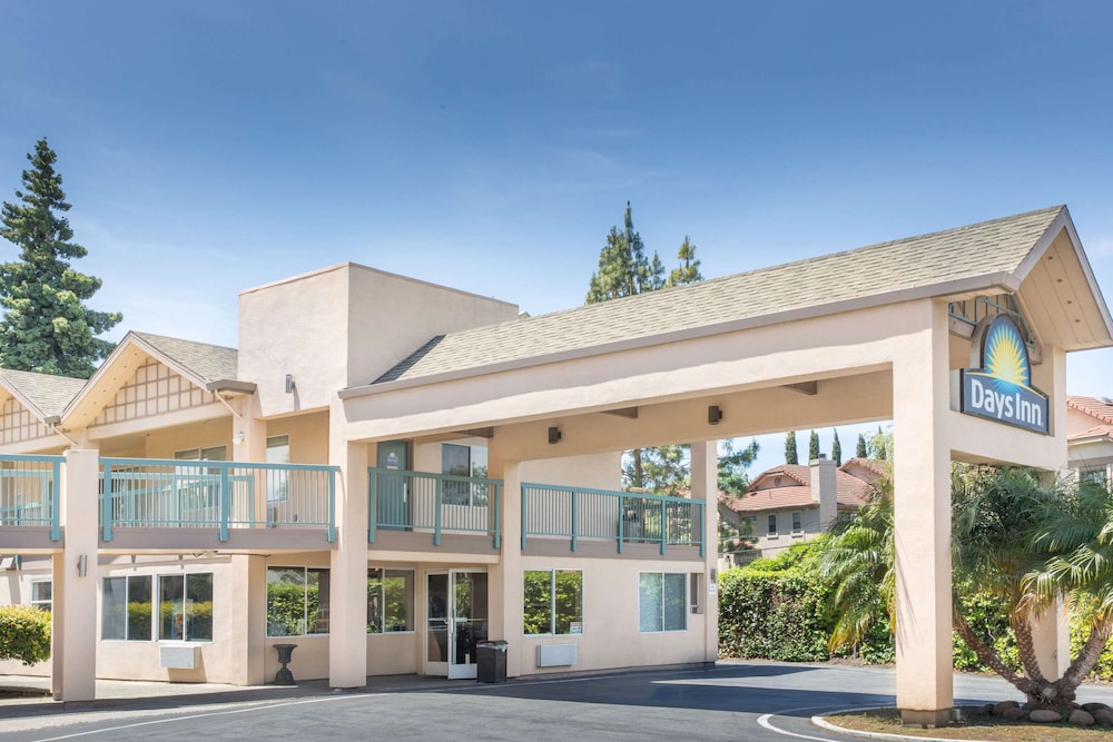 Days Inn by Wyndham Redwood City 2/55