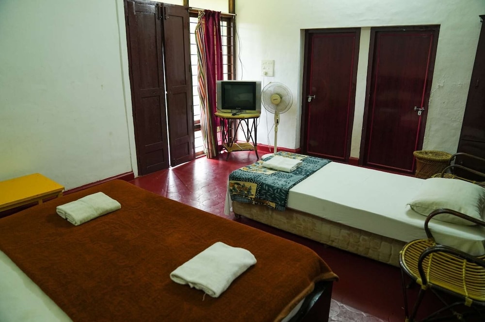 PUNARJANI AYURVEDIC RESORTS 64/64