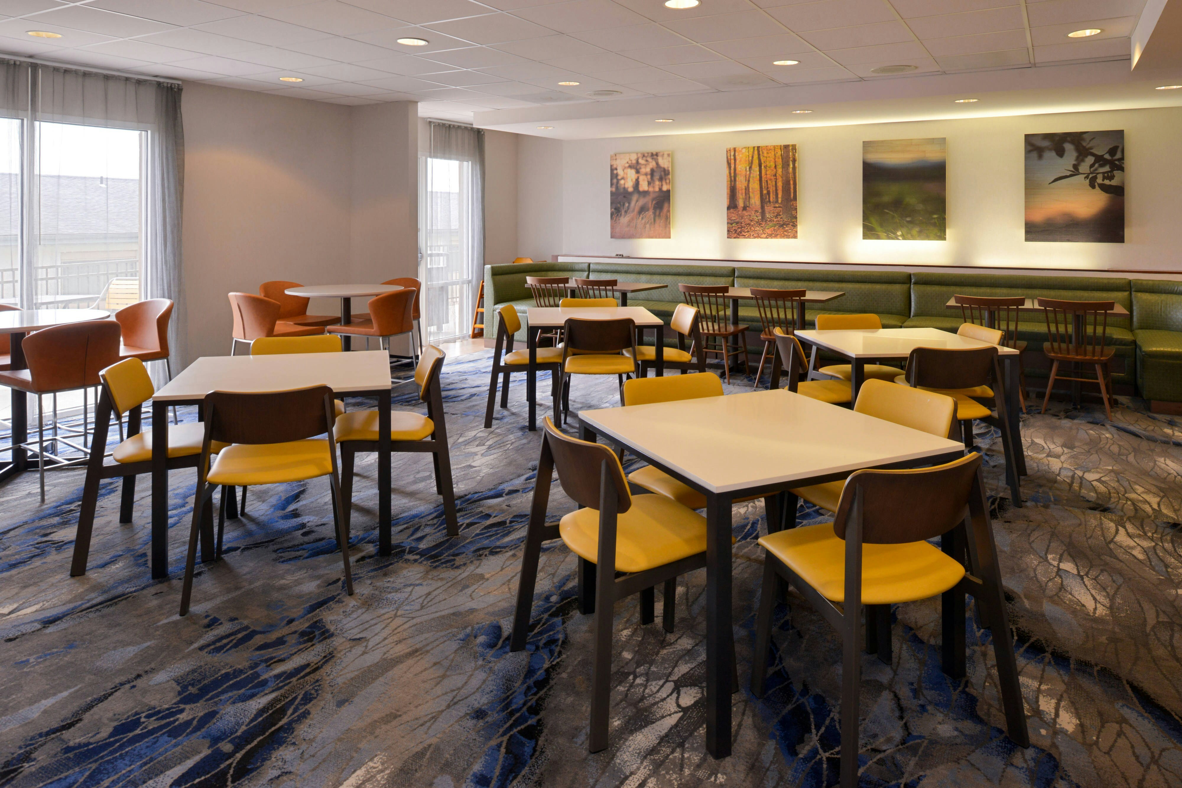 Fairfield Inn And Suites Cedar Rapids 17/25