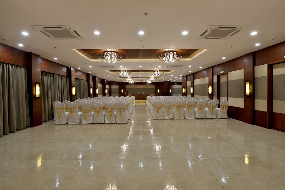 Vits Devbhumi Hotel 15/50