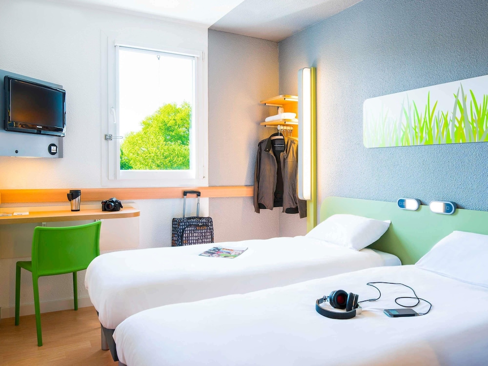 Ibis Budget Rennes Route De Saint Malo 25/59