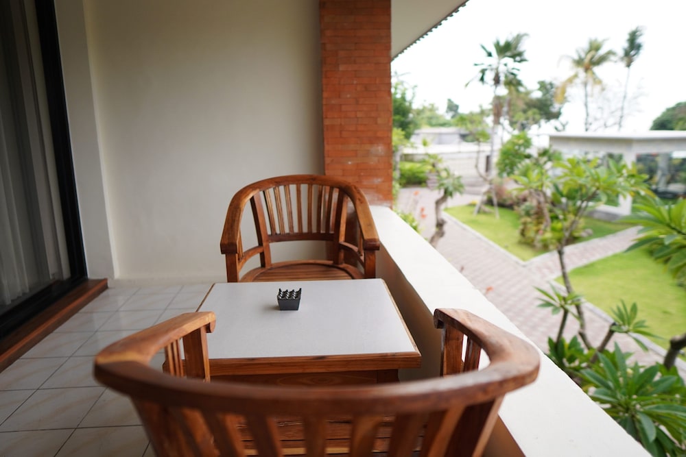 Lovina Haven Boutique Resort 24/50