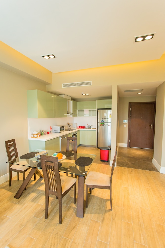 Accra Luxury Apartments Cantonments (Ex A-Lux Apartments) 61/80