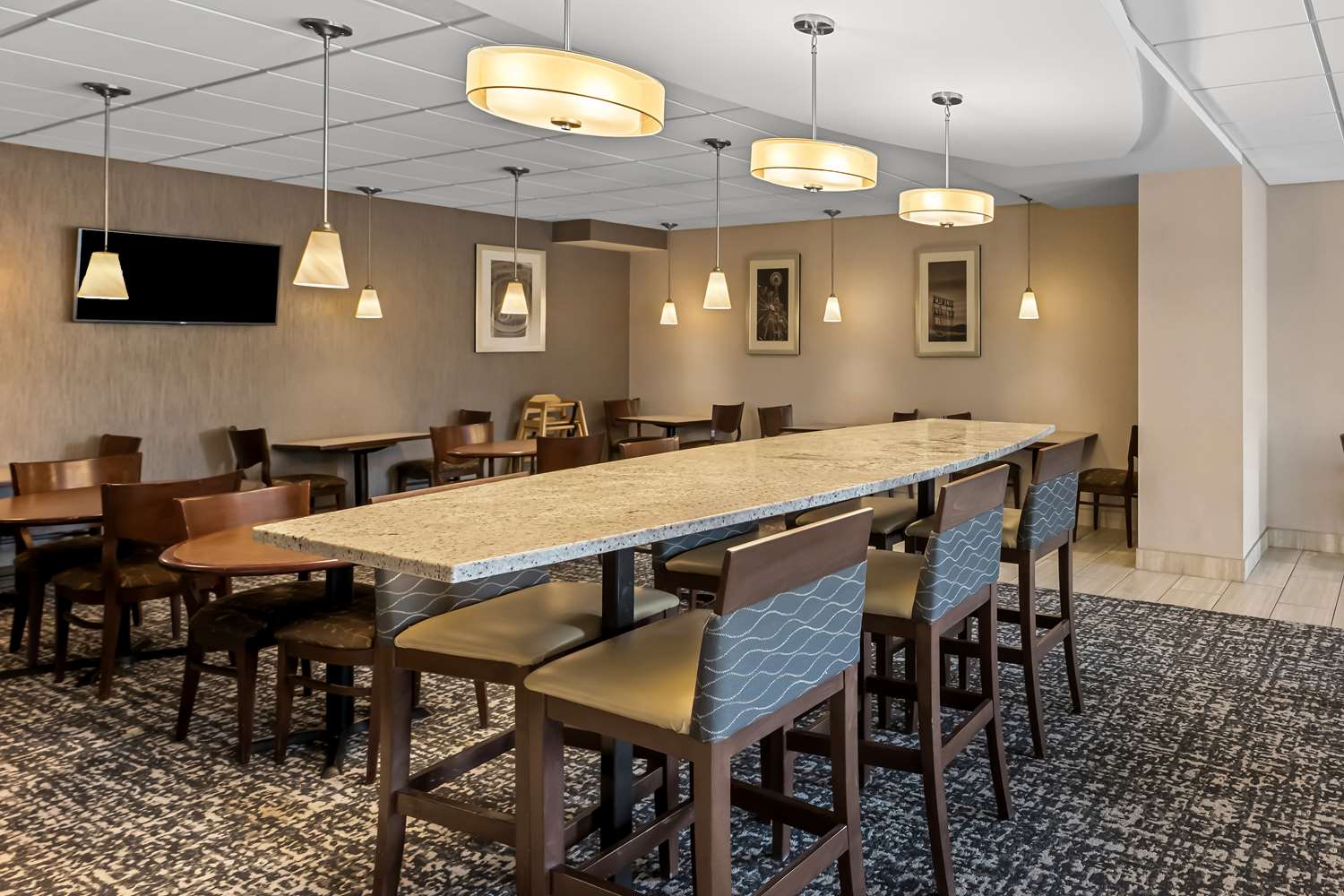 SureStay by Best Western SeaTac Airport North 8/18