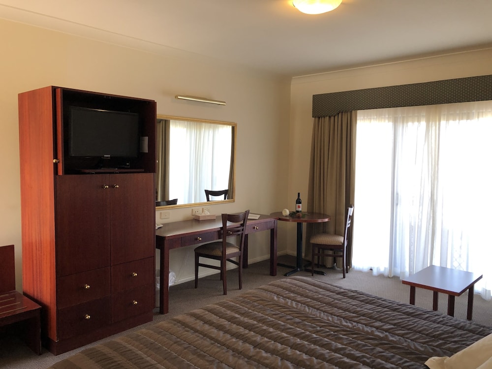Turners Vineyard Motel Function And Convention Centre 17/32