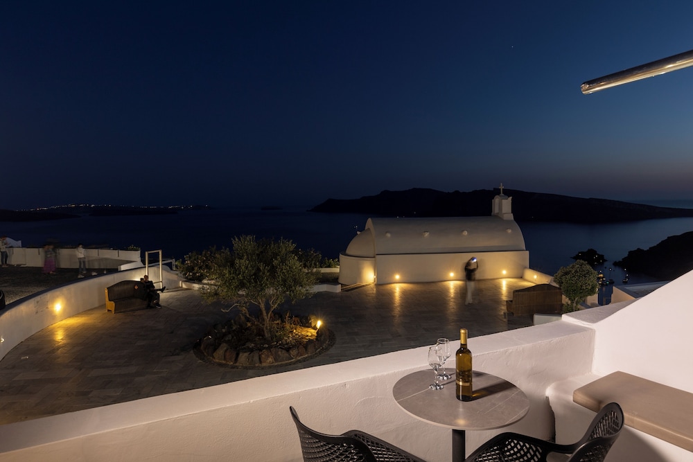 White Pearl Villas photo1