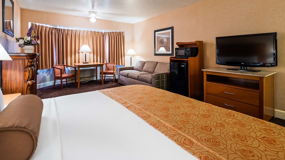 Best Western Plus Placerville Inn 16/49