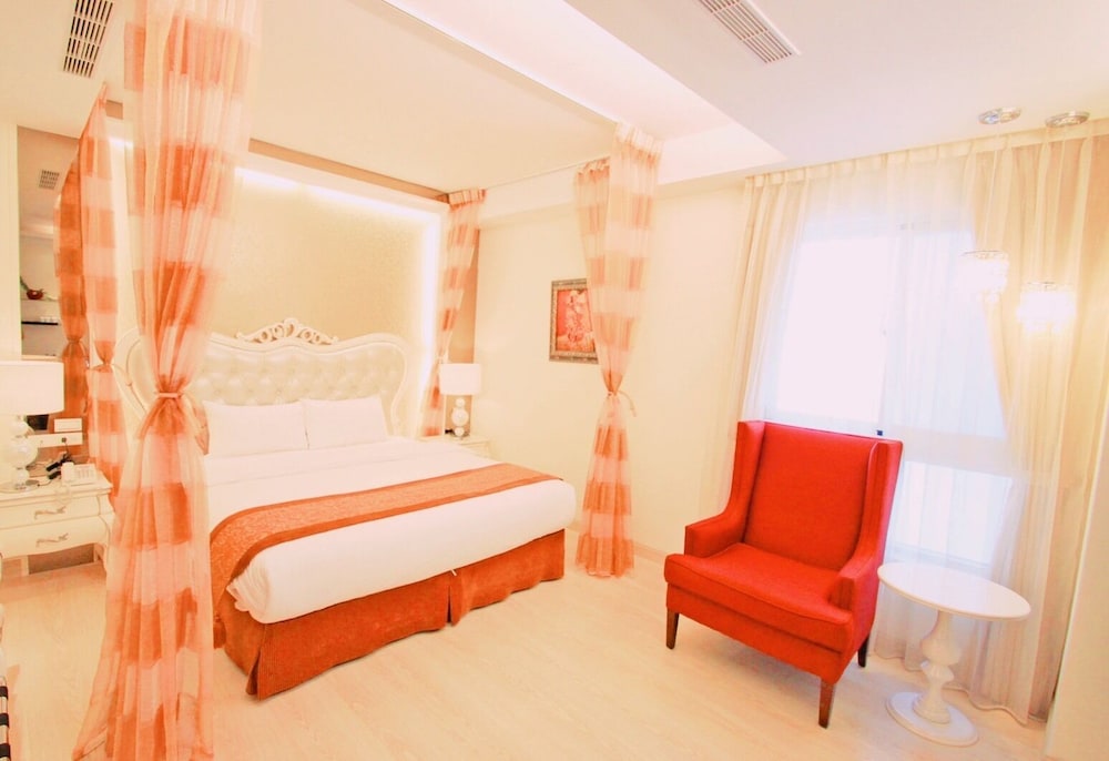 Taitung Z. Hotel 12/63
