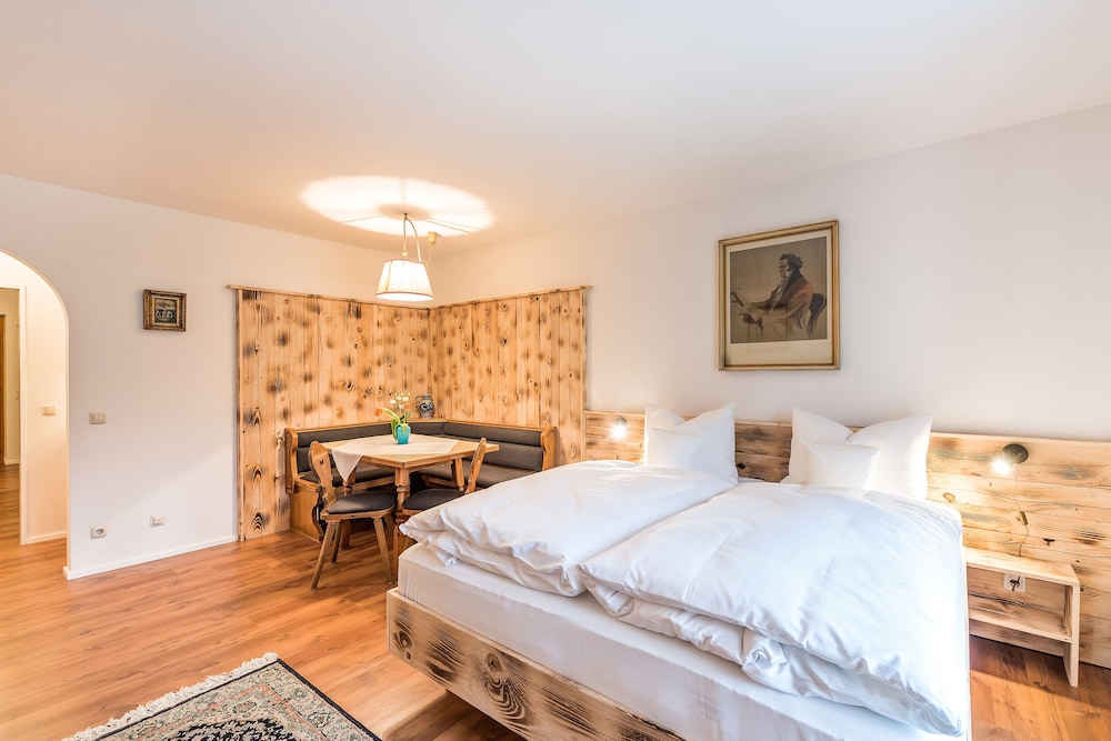 Novum Alpenhotel Inzell 9/82