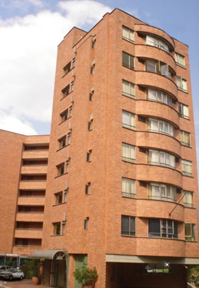 Portal del Rodeo Aparthotel in MEDELLIN
