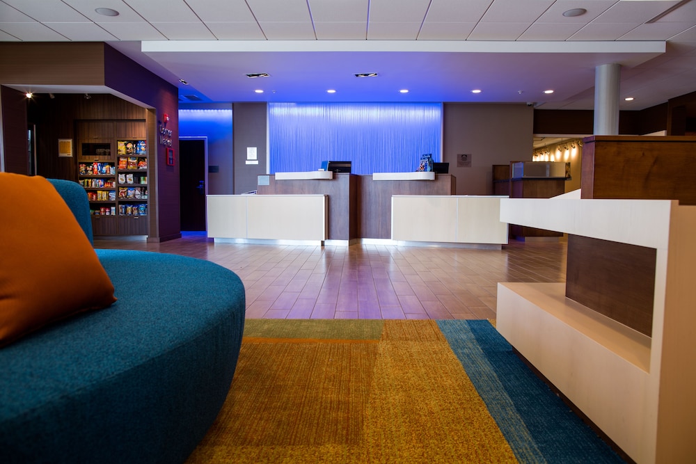 Fairfield Inn And Suites By Marriott Lincoln Southeast 12/64