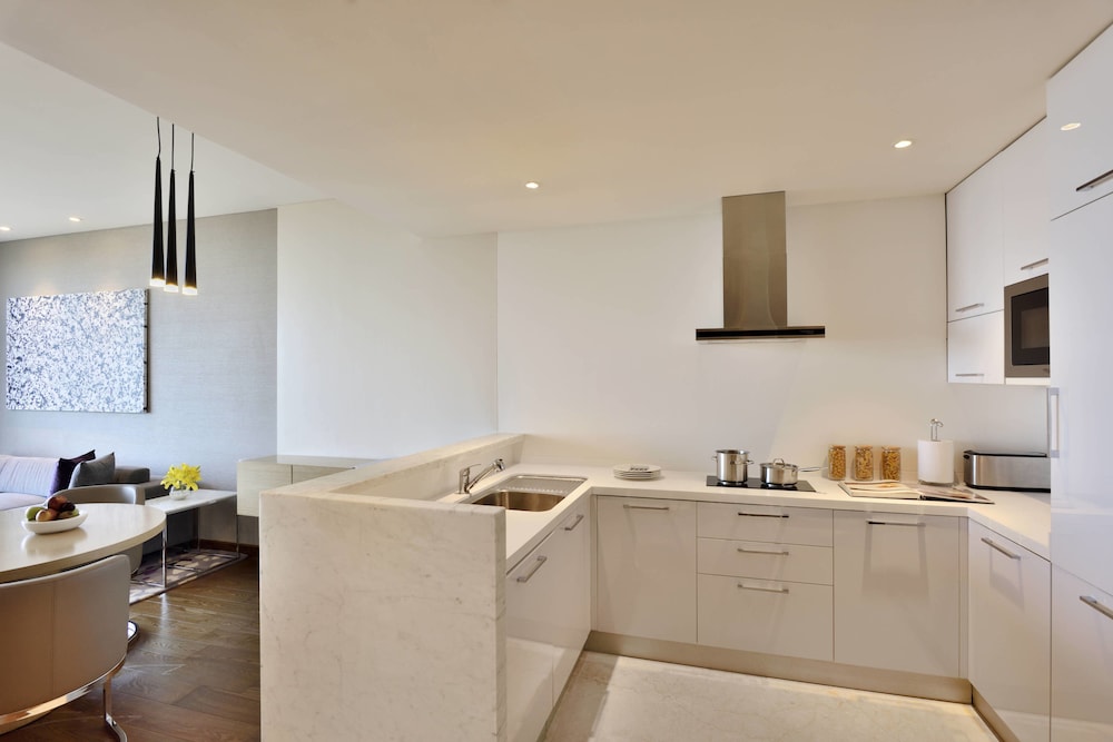 Marriott Executive Apartments Hyderabad 28/29