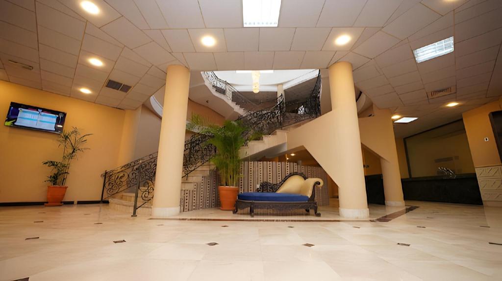 The Legend Palace Islamabad 17/50