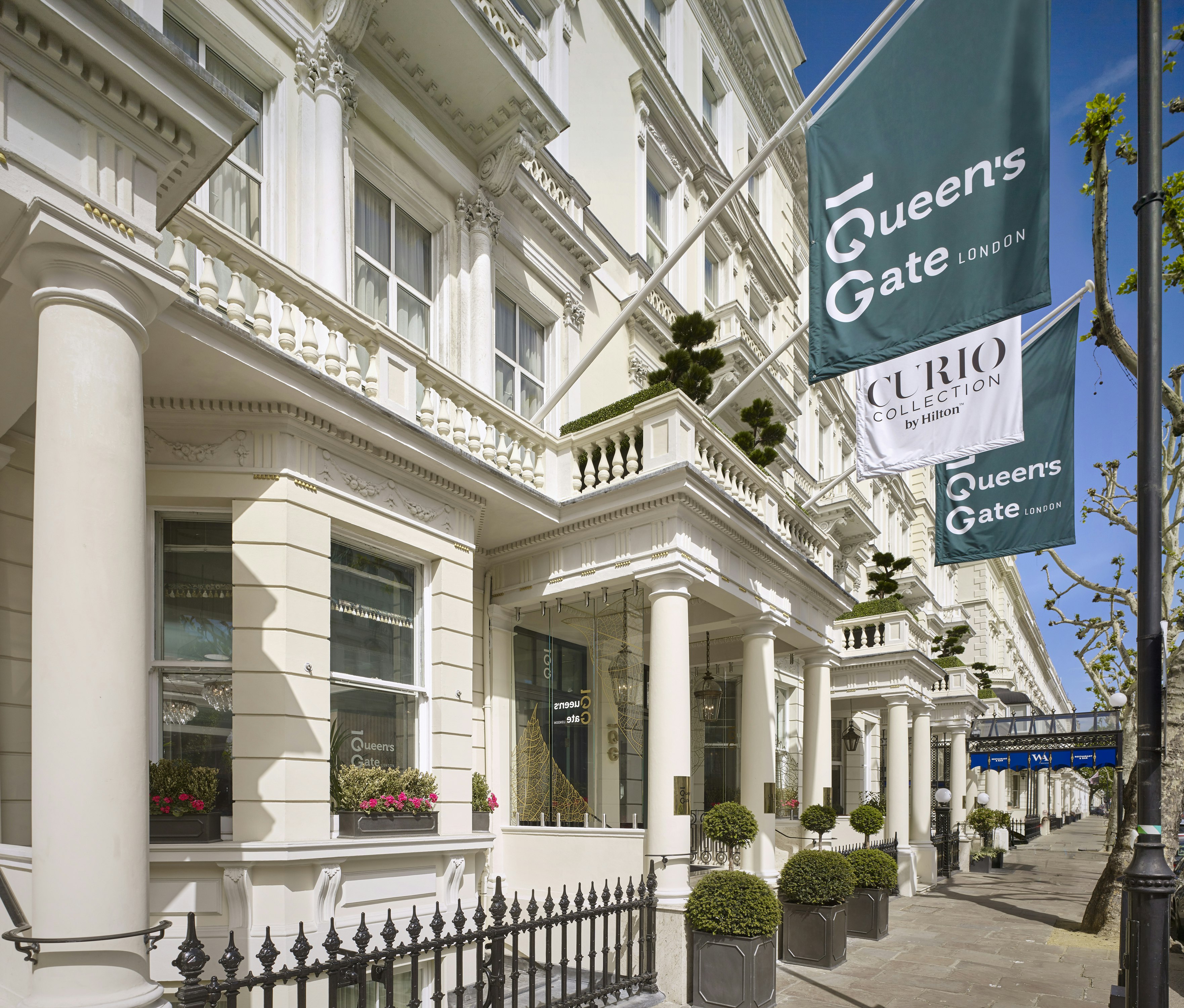 100 Queens Gate Hotel Curio Collection By Hilton in LONDON