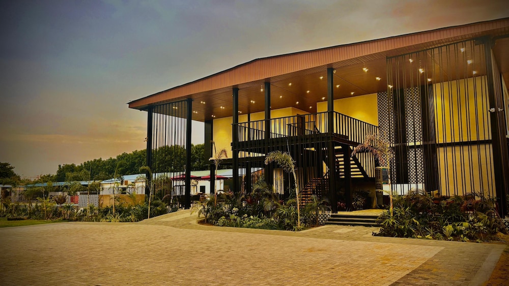 Vintclub Resort 5/50