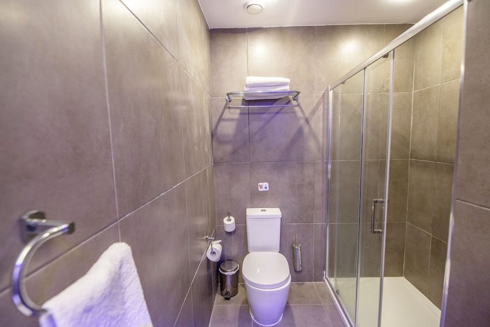 Anthea Hotel Apartments 57/60