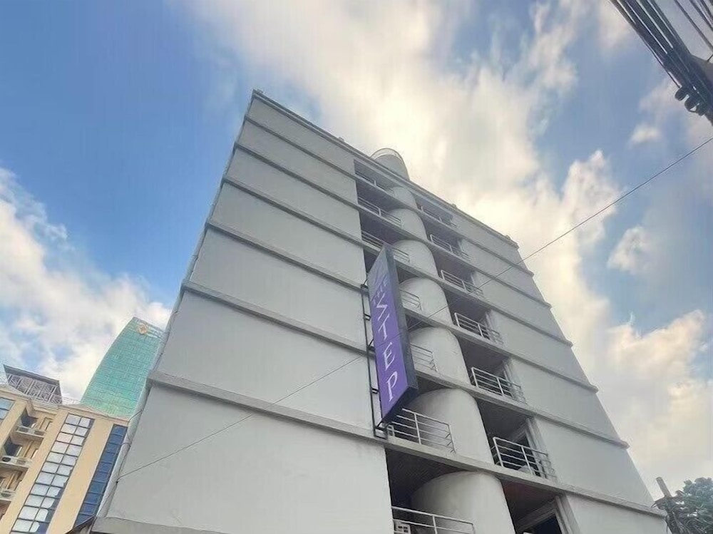 Collection O The Step Sathorn in BANGKOK