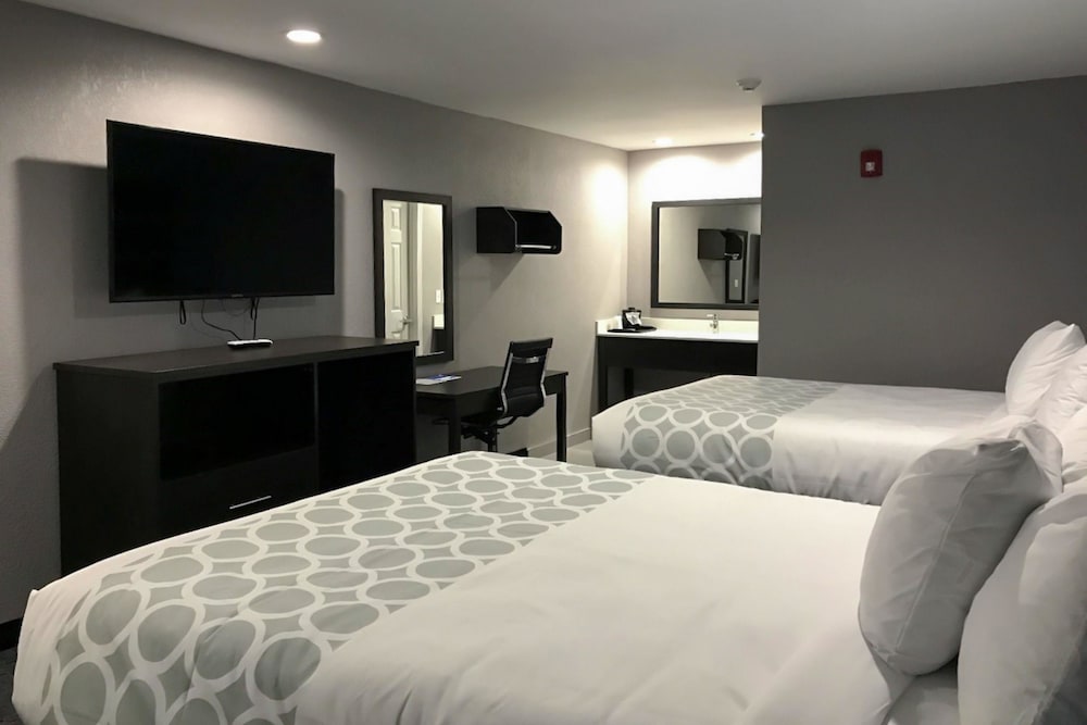 Rodeway Inn Calhoun South 3/17