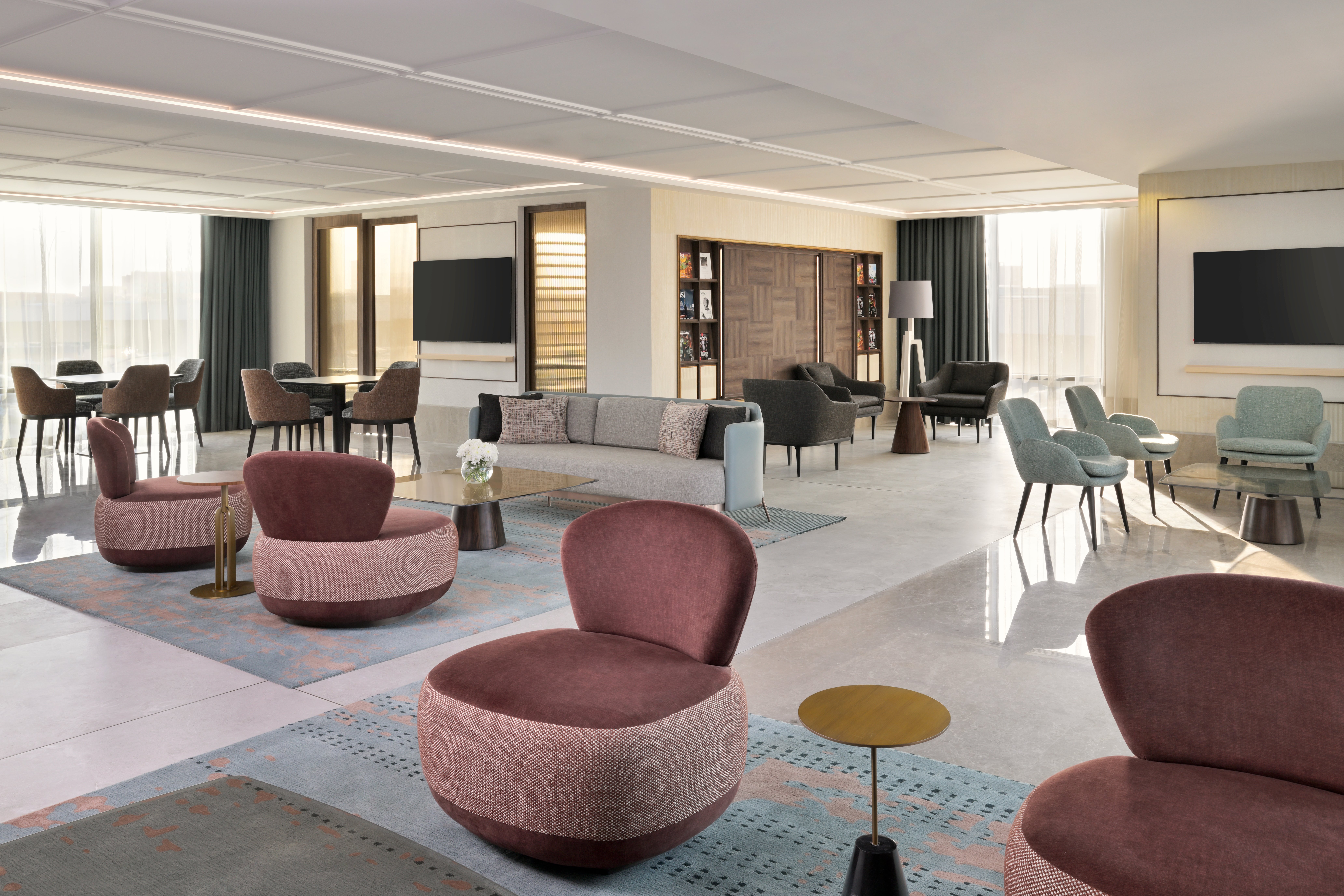 Crowne Plaza Riyadh Al Takhassusi 42/55