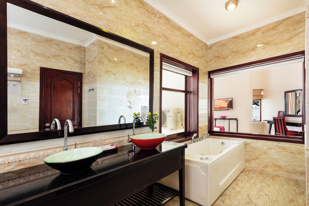 جناح استوديو بسرير كوين بإطلالة على الشاطئ، Hon Co Resort - Ca Na 3/3