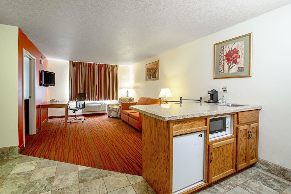 Quality Inn Aberdeen, SD 5/37