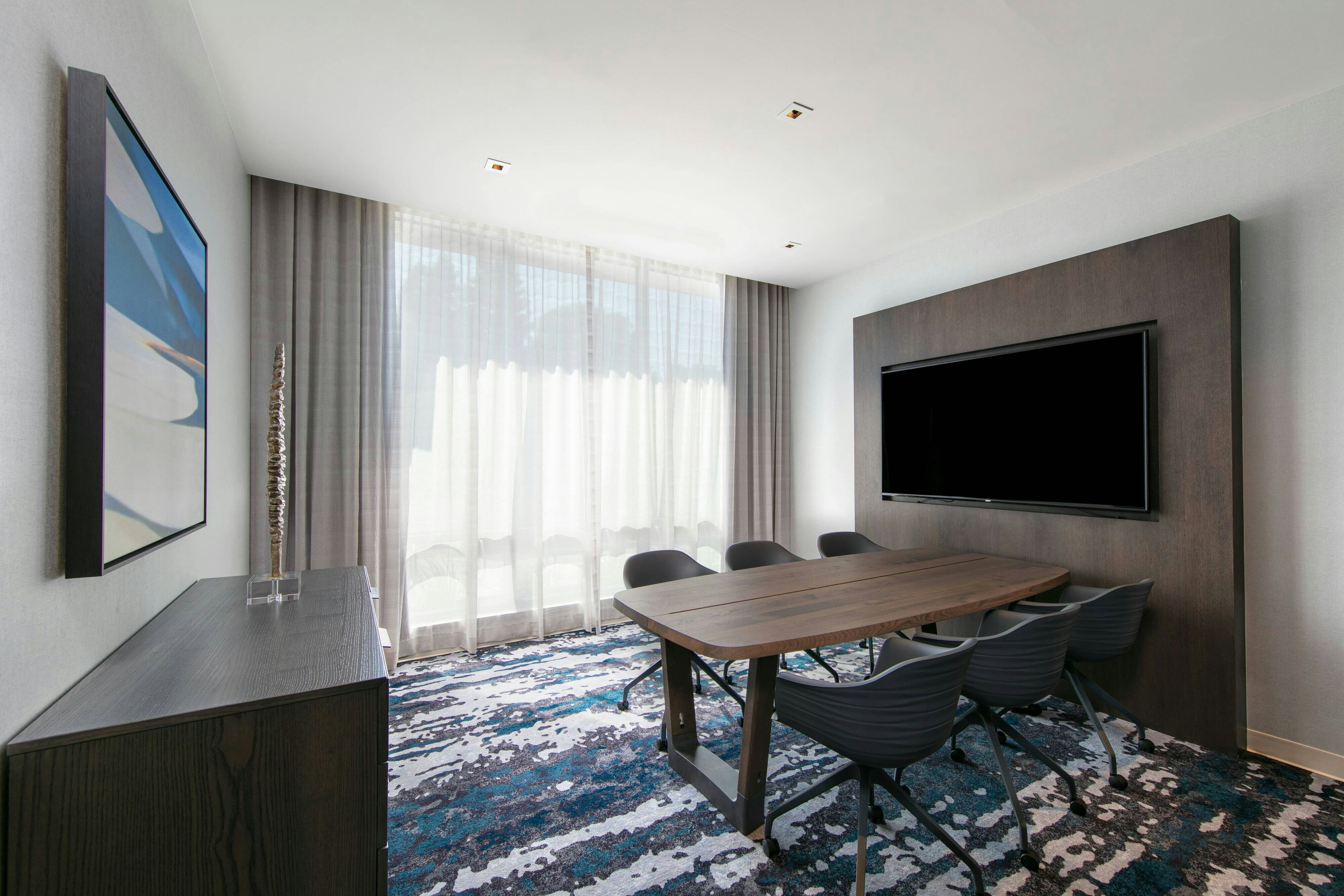 AC Hotel by Marriott Palo Alto 39/43
