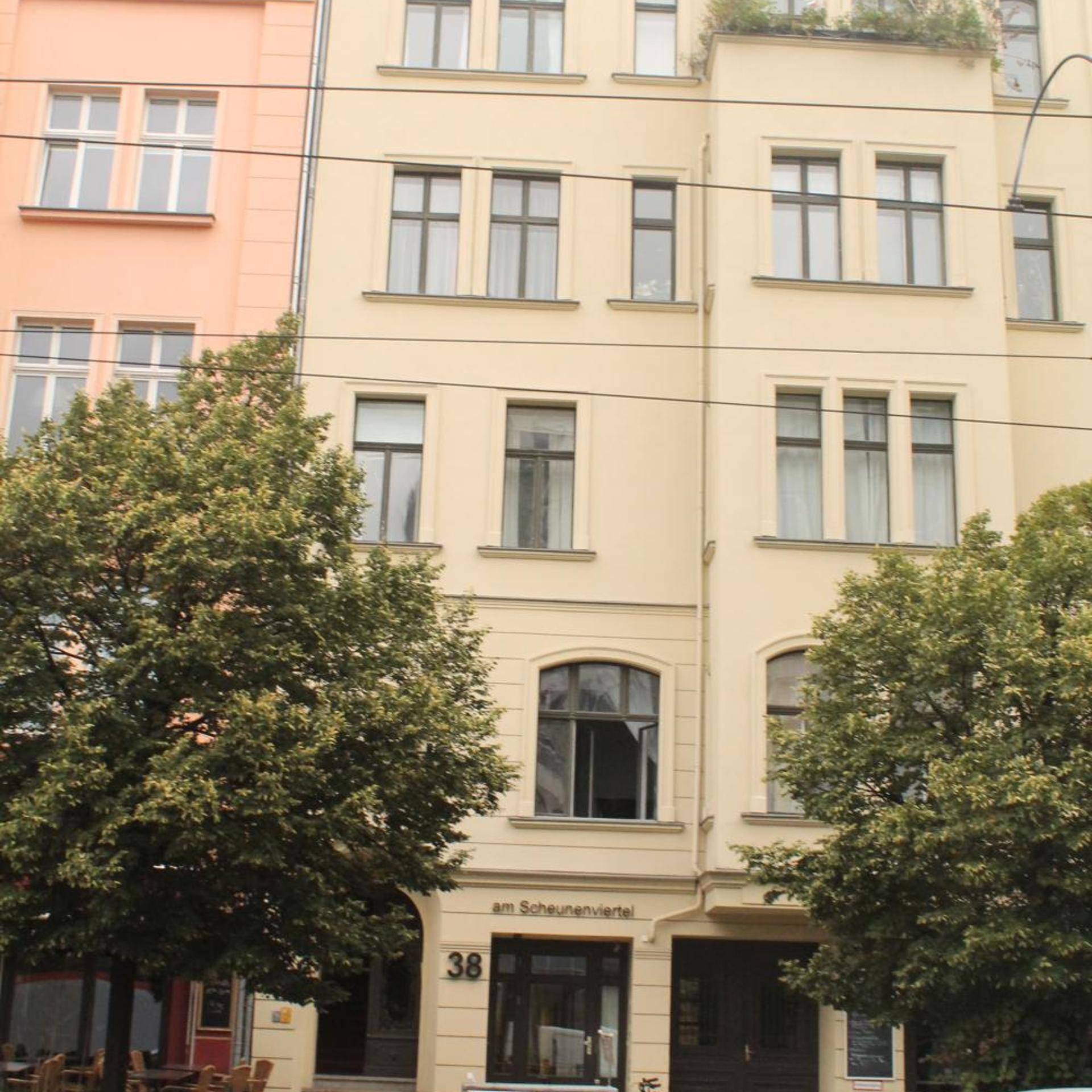 Hotel 38 3/49