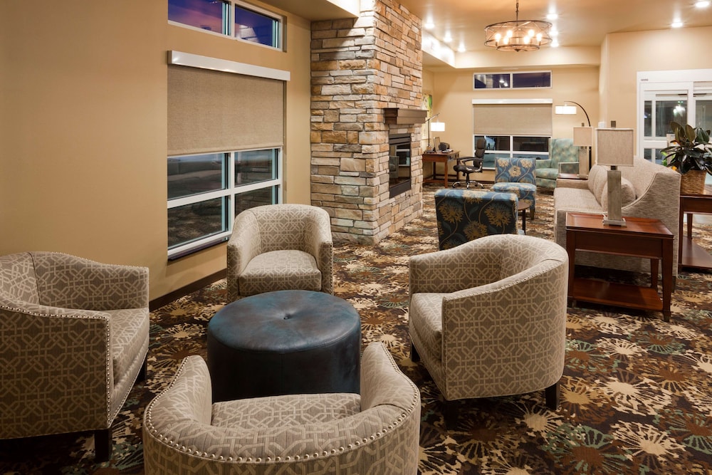 GrandStay Hotel and Suites 42/63