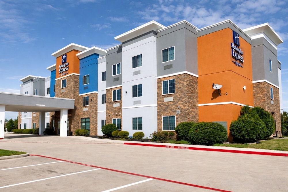 Quality Suites 42/46