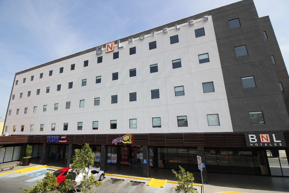 Bnl Hoteles Queretaro 5/23