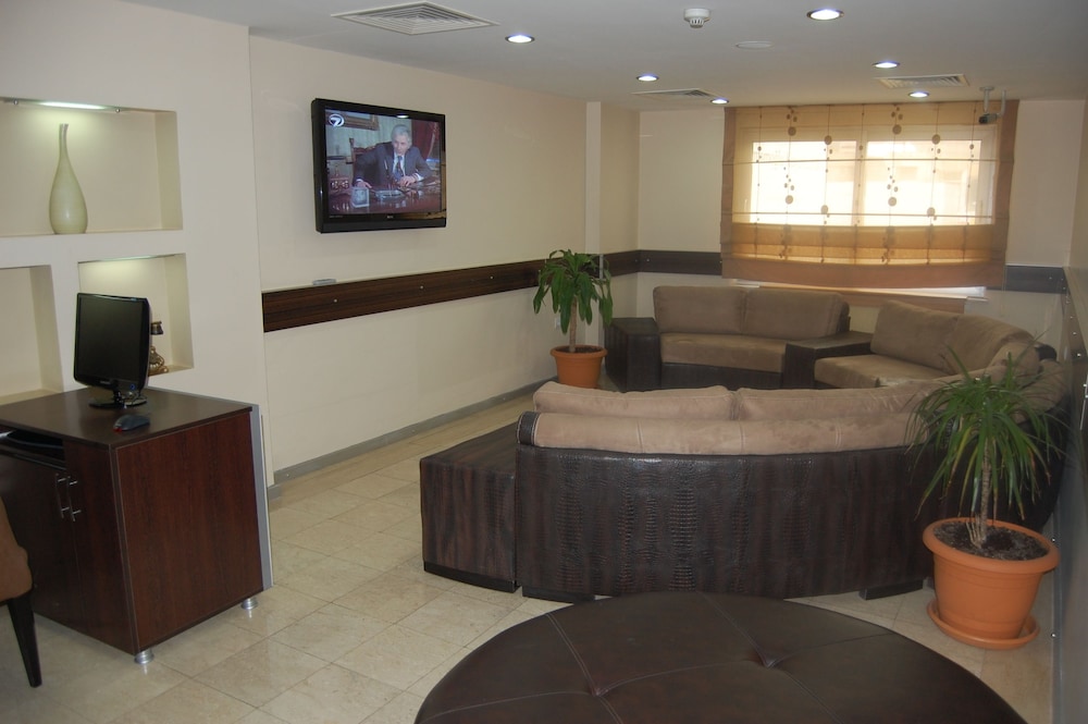Rabis Hotel 25/45