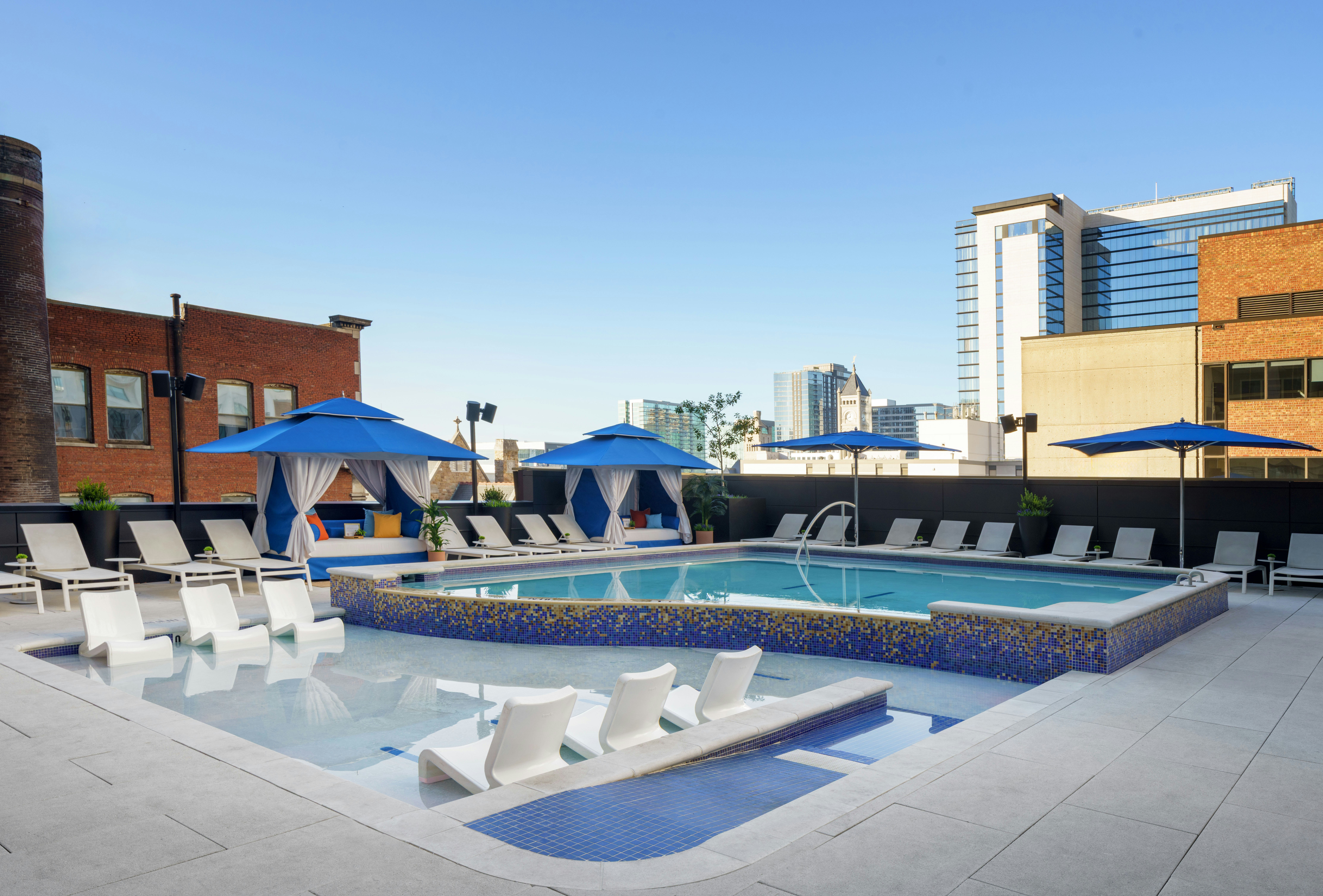 Tempo by Hilton Nashville Downtown 25/60