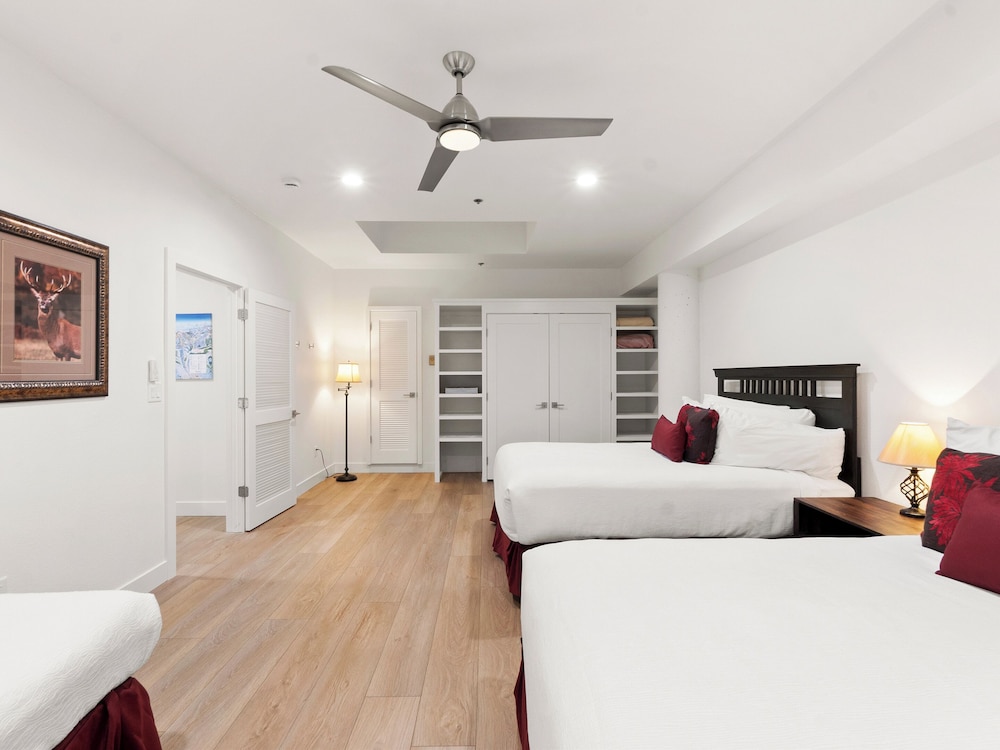3 Bedrooms, Condominium, 2 King Beds, Single Bed, 2 Queen Beds, Sofa