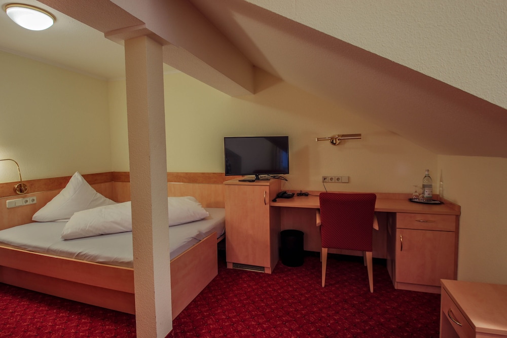 Waldhotel Roggosen 27/69