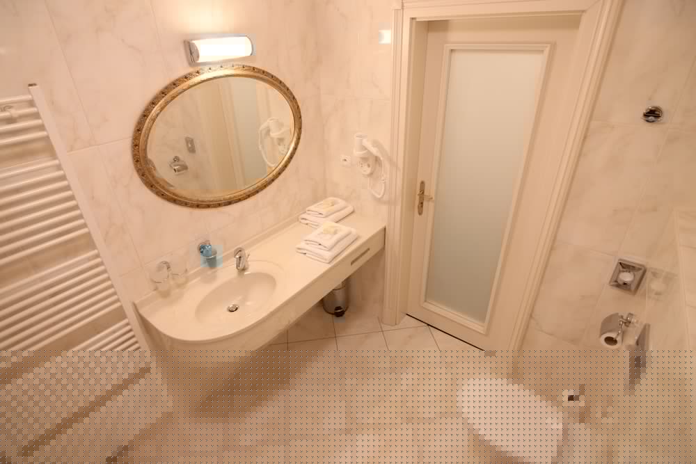 Humboldt Park Hotel Spa 54/60