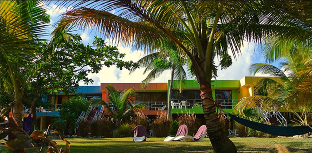 MoonRaker Beach Hotel 37/50