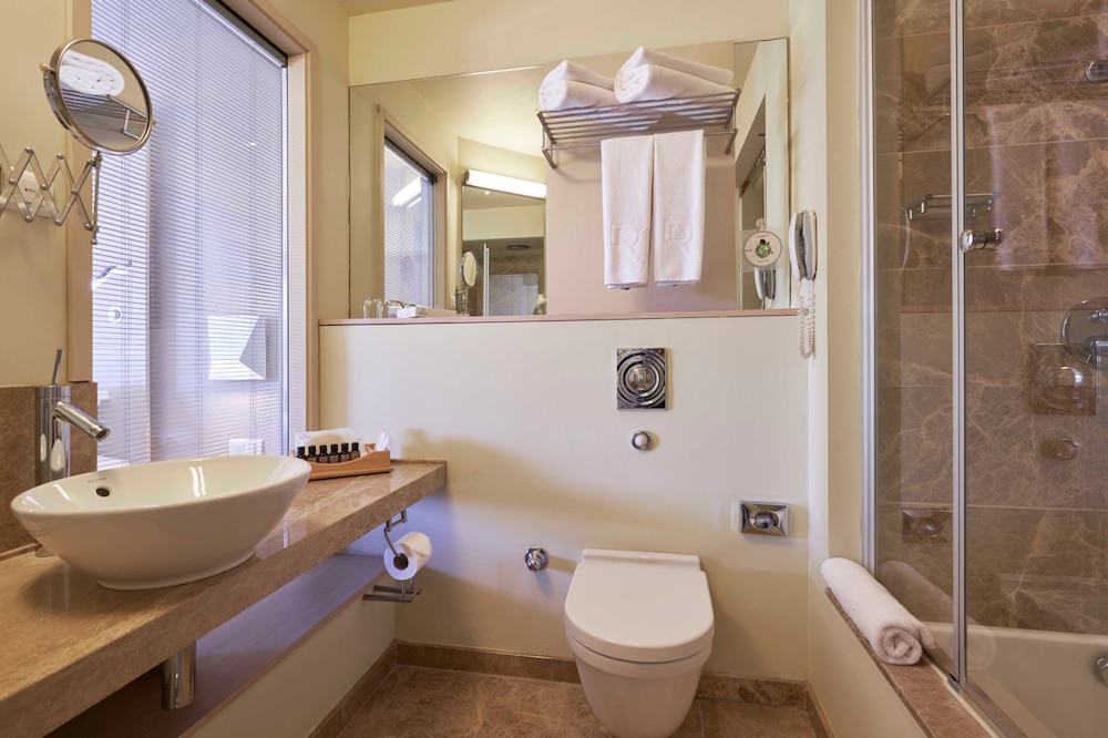Richmond Nua Wellness-Spa 61/66