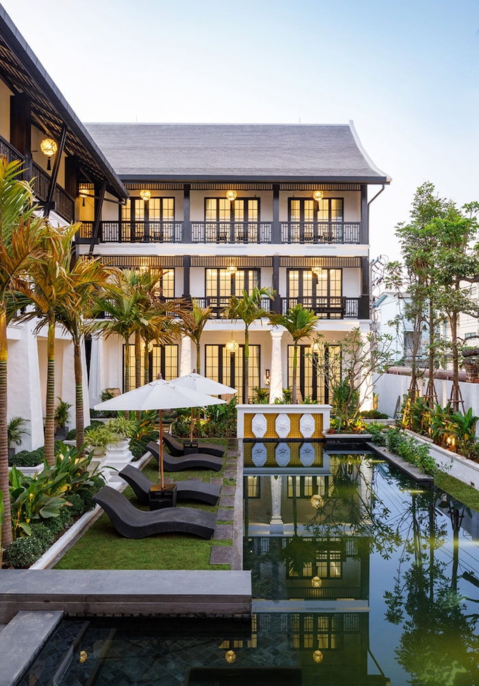 Aksara Heritage 3/50