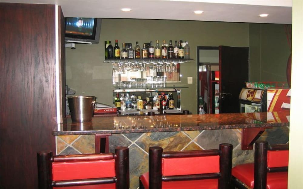 Stanville Hotel 43/50
